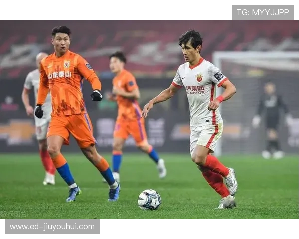 众多中国足球明星盛装莅临北京共谋体育振兴与城市融合发展蓝图